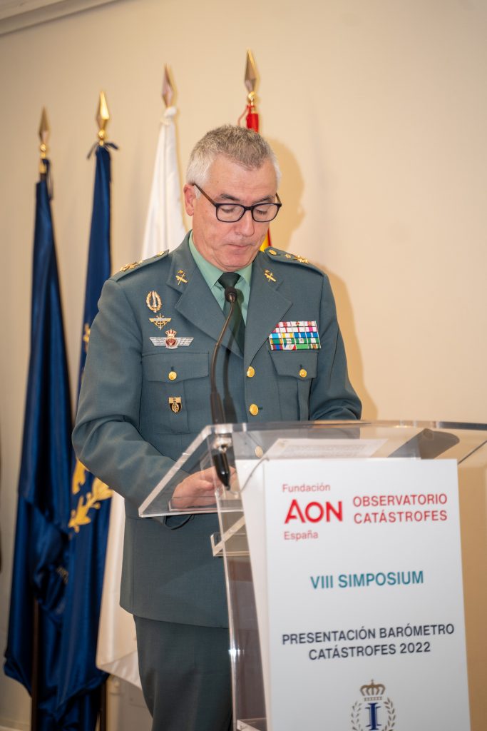 axn08360