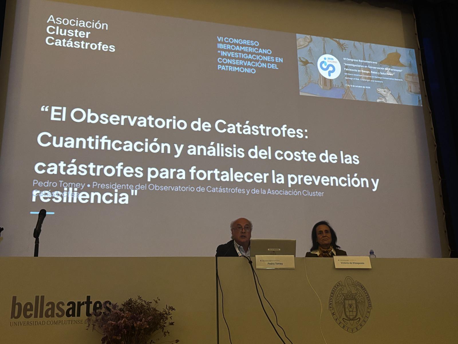 Pedro Tomey en su ponencia del VI Congreso Iberoamericano de Conservación del Patrimonio, en la Facultad de Bellas Artes de la UCM